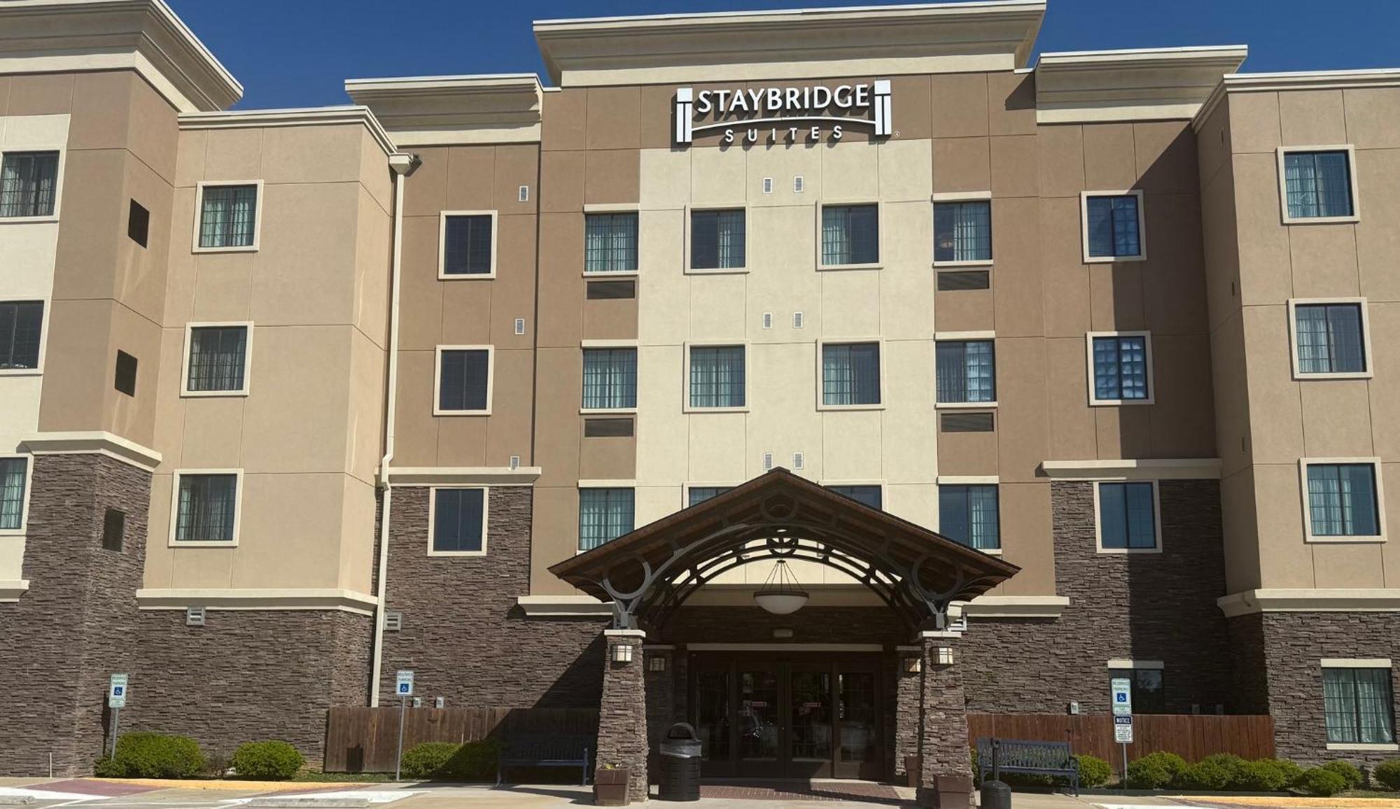 Staybridge Suites - Denton By Ihg Екстериор снимка